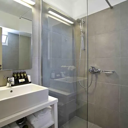 Marathon Hotel 3*