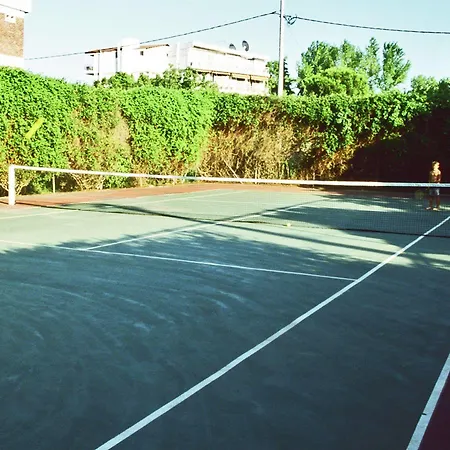 Marathon Hotel 3*