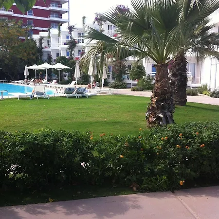 Marathon Hotel 3*