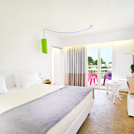 Marathon Hotel 3*