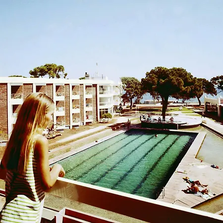 Marathon Hotel 3*